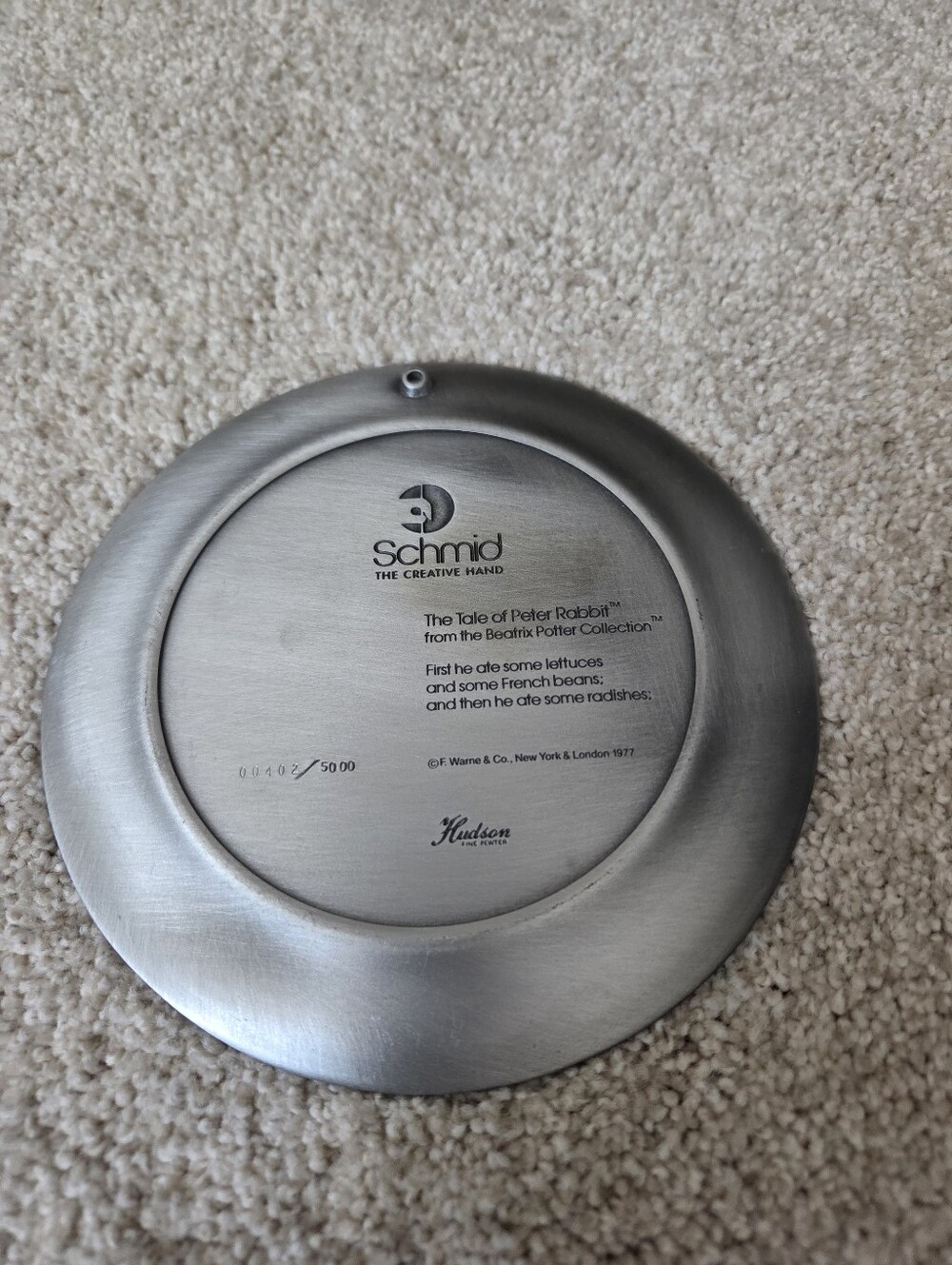 Peter Rabbit Schmid Pewter Plate Numbered - Picture 4 of 8